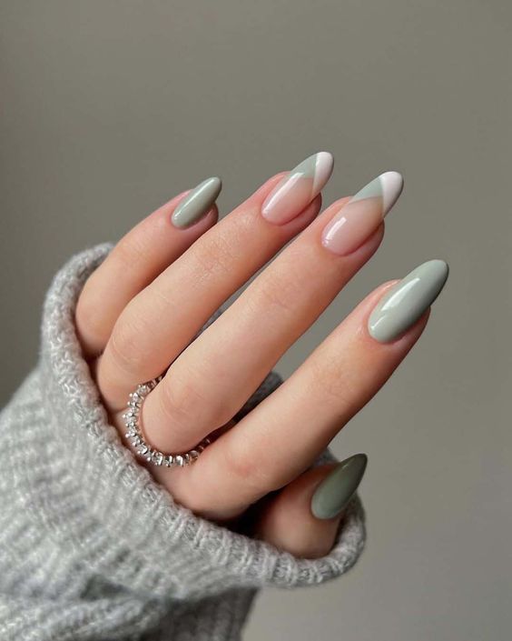 Ongles d’automne - Ongles d’automne vert menthe et blanc