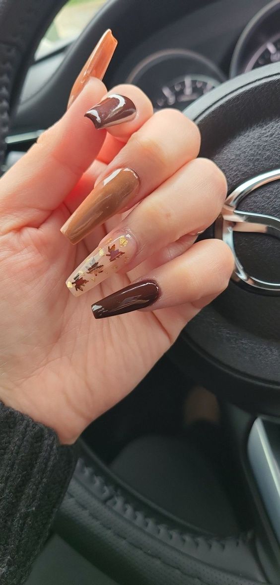 Ongles d’automne - Ongle d’automne brun simple