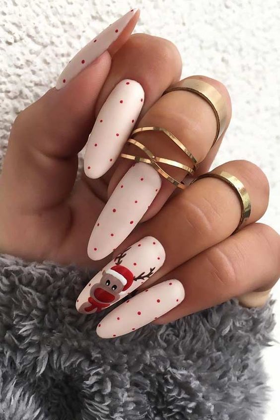 Ongles inspirés de Noël