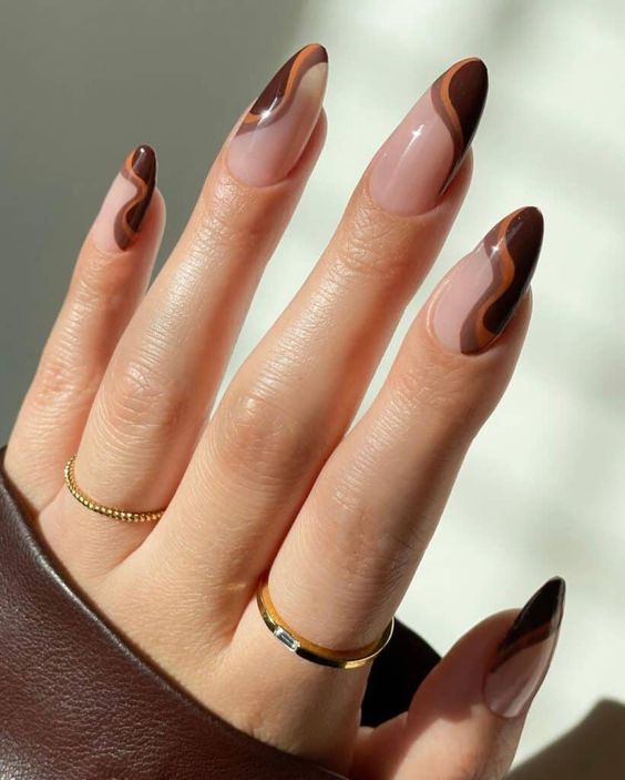 Ongles d’automne - Simple Cafe Pearl Automne Nail