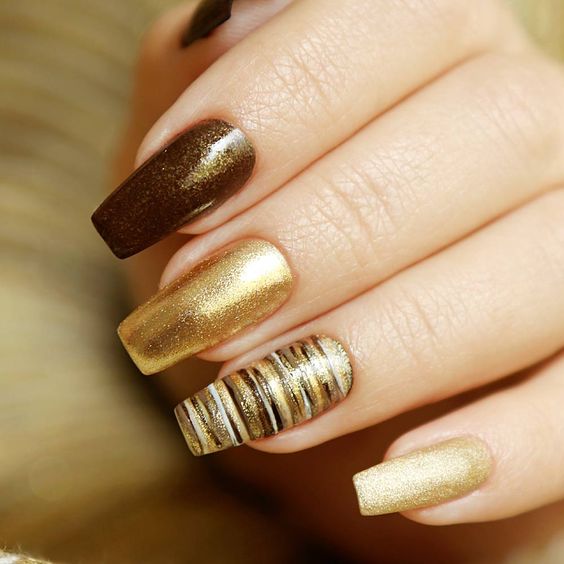 Fall Nails - Ongle d’automne scintillant d’or