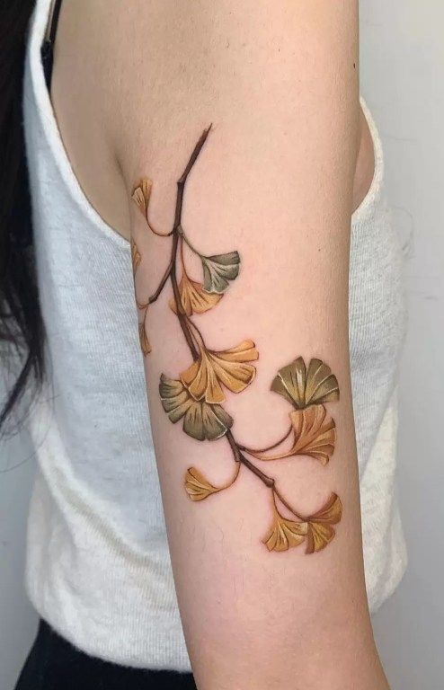 Idées de tatouage d’automne de Ginkgo 6