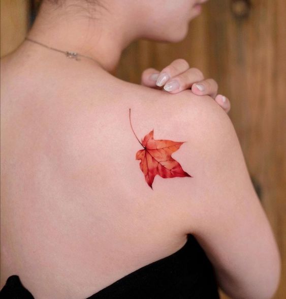 Tatouages ​​​​de feuille d