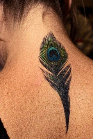 Idées de tatouage de plumes de paon 5